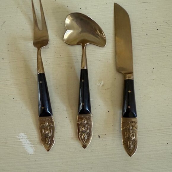 VINTAGE SIAM BRONZE FLATWARE 3 - Picture 1 of 2